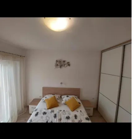 アパート Ivanovski