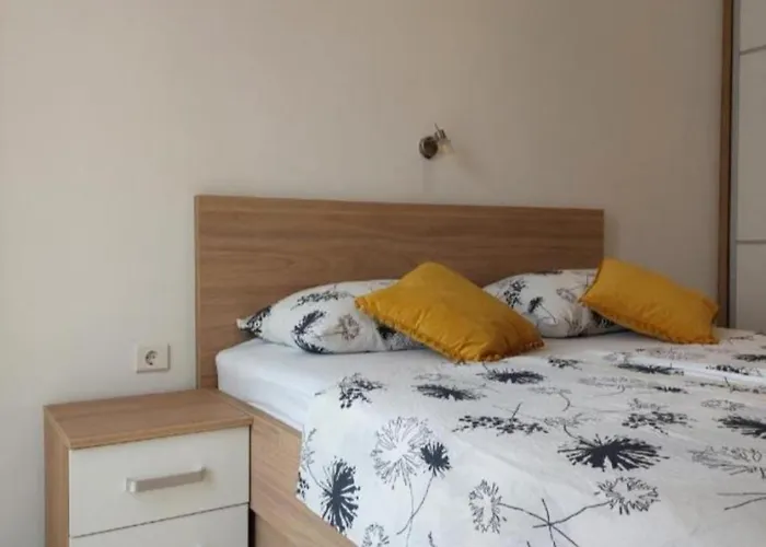 Apartment Ivanovski Rab Town