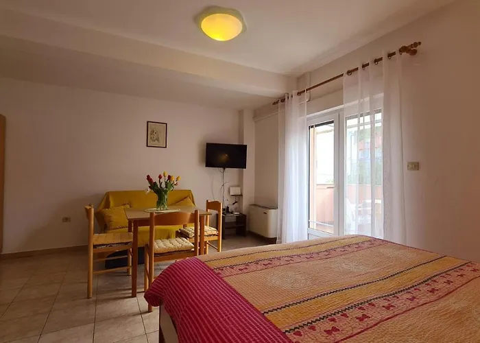 Ivanovski * Rab Town